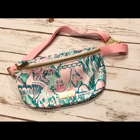 Lilly Pulitzer Handbags - Lilly Pulitzer Camelflage Fanny Pack